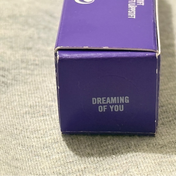 MAC X Selena Lipstick - New In Box ~ LIMITED EDITION - Picture 3 of 6